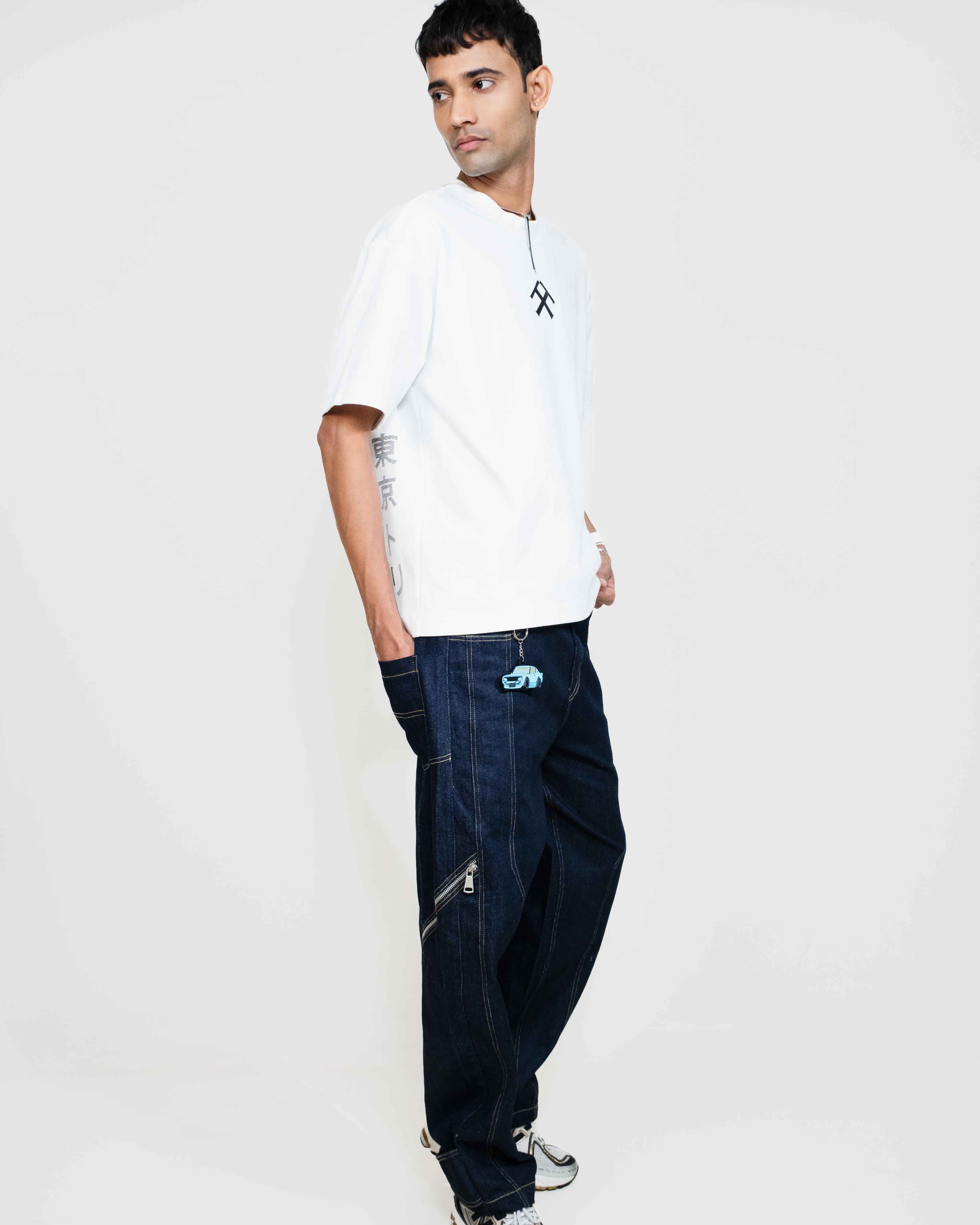 QUIET MARK TEE
