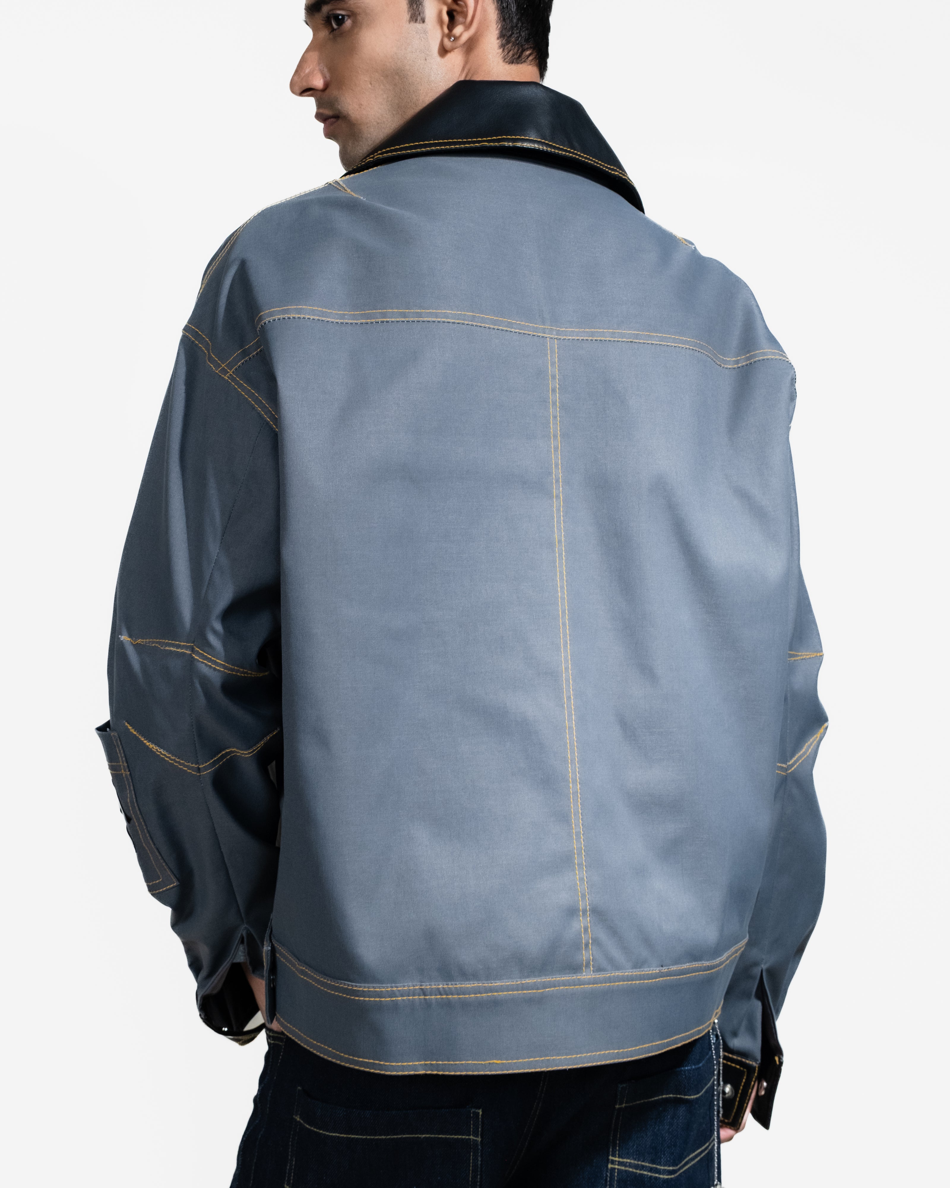 UNLICENSED JACKET CONCRETE ASH