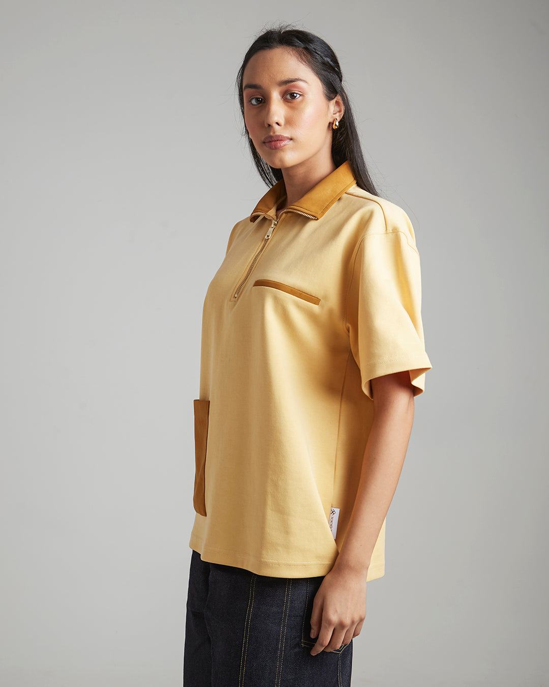 SUEDE DETAIL HALF ZIPPER OVERSIZED POLO TEE