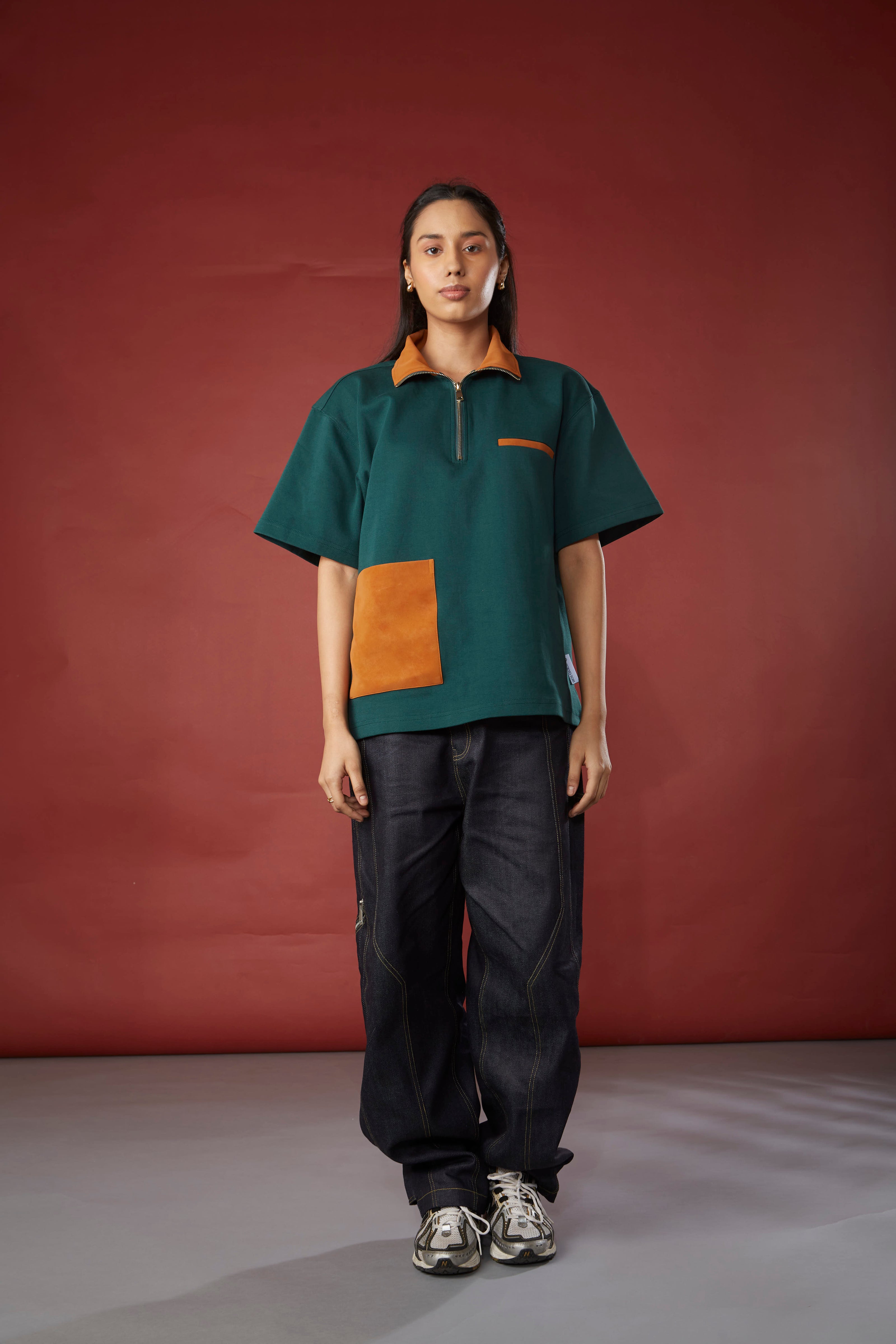 SUEDE DETAIL HALF ZIPPER OVERSIZED POLO TEE - FOREST GREEN