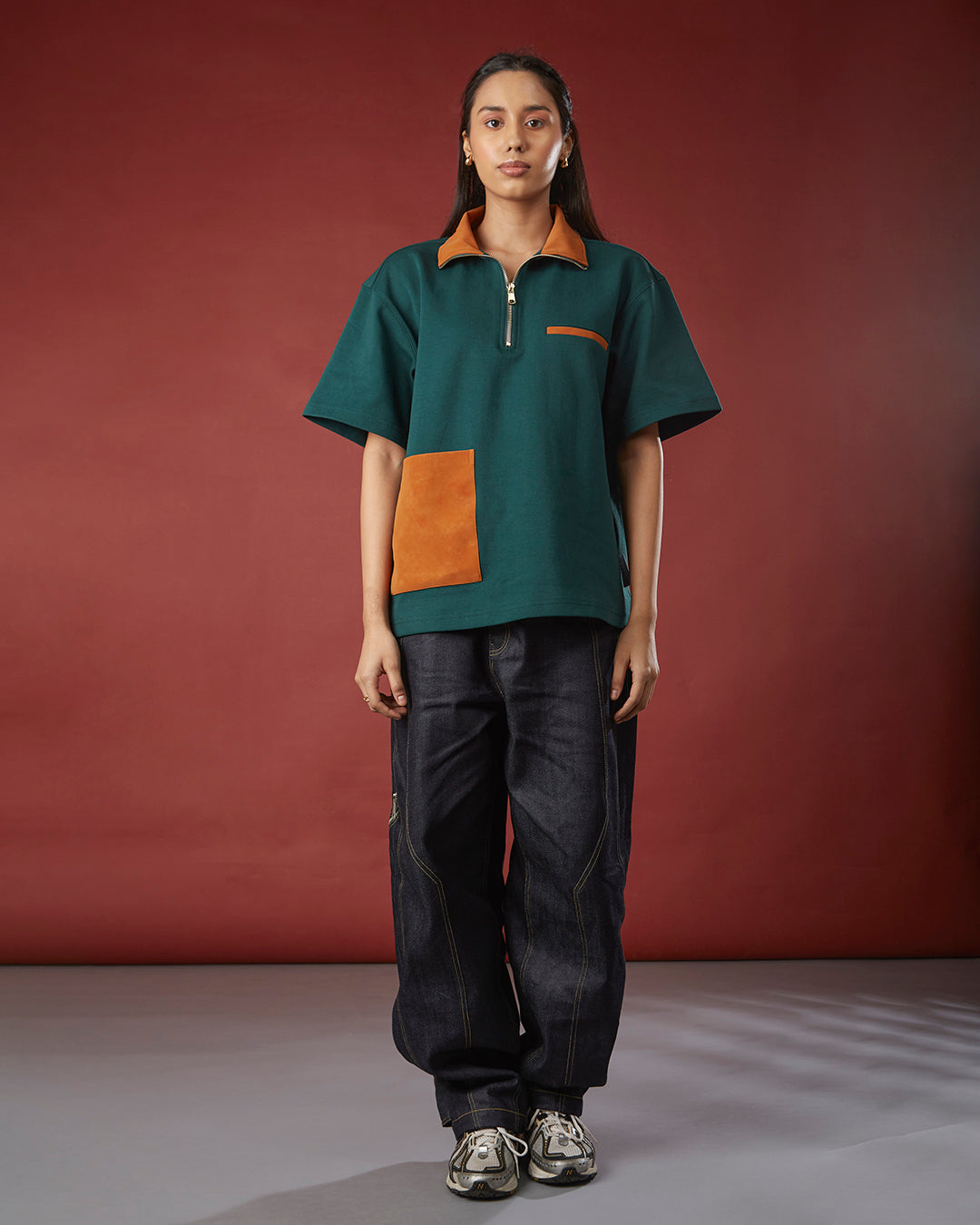 SUEDE DETAIL HALF ZIPPER OVERSIZED POLO TEE